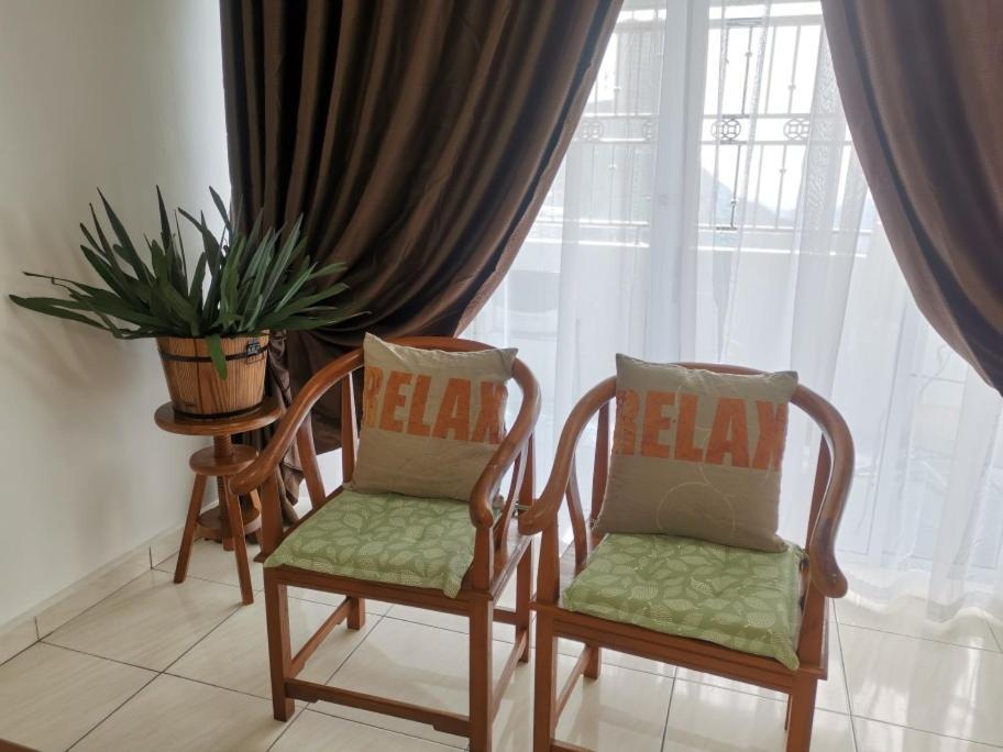 12 Pax Skyview Homestay 2 Family Room 2R2B Golden Hills Mountain View Genting Highland Dataran Tinggi Genting Bagian luar foto