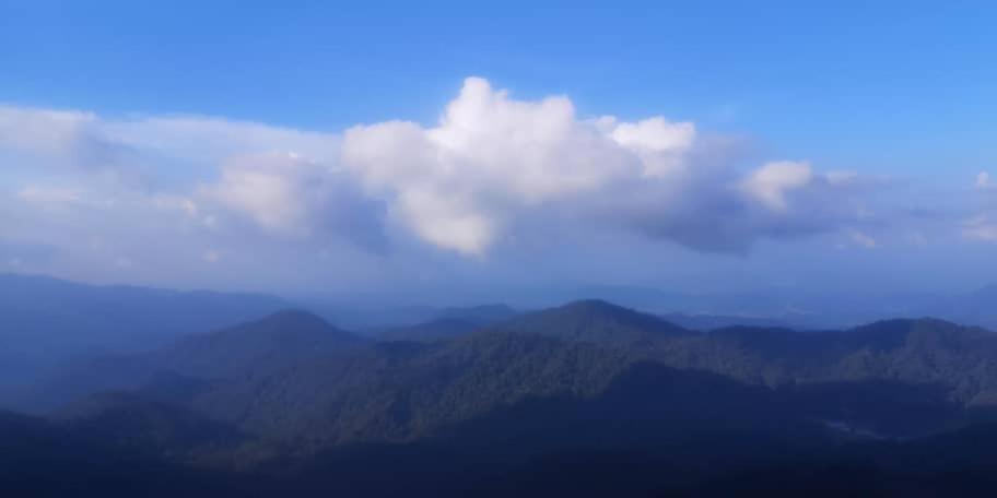 12 Pax Skyview Homestay 2 Family Room 2R2B Golden Hills Mountain View Genting Highland Dataran Tinggi Genting Bagian luar foto