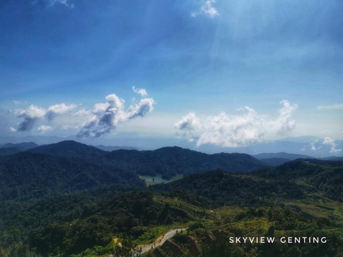 12 Pax Skyview Homestay 2 Family Room 2R2B Golden Hills Mountain View Genting Highland Dataran Tinggi Genting Bagian luar foto
